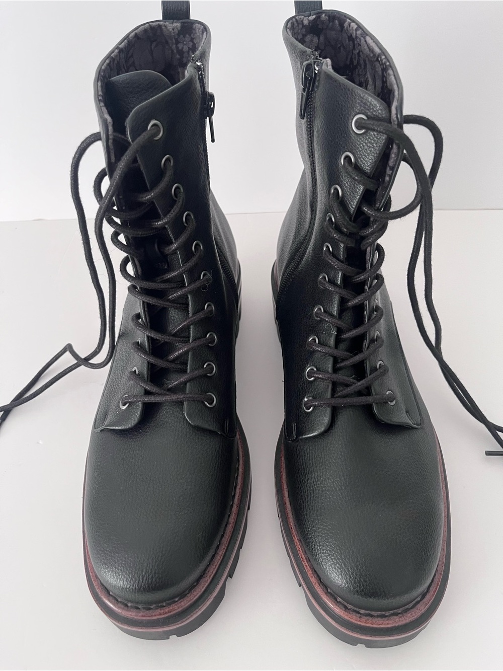 Korks Vail Black Lug Sole Combat Boots NWOT Size 11 - Picture 9 of 15